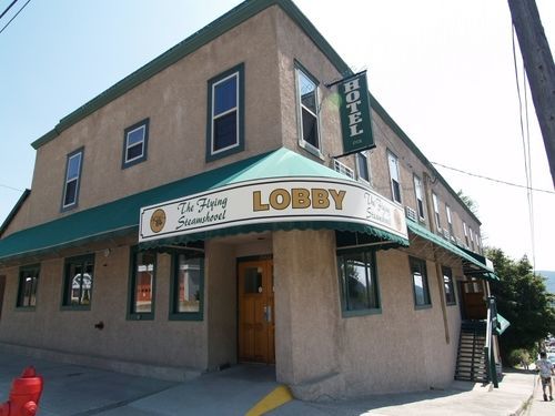 The Flying Steamshovel Inn Rossland Extérieur photo