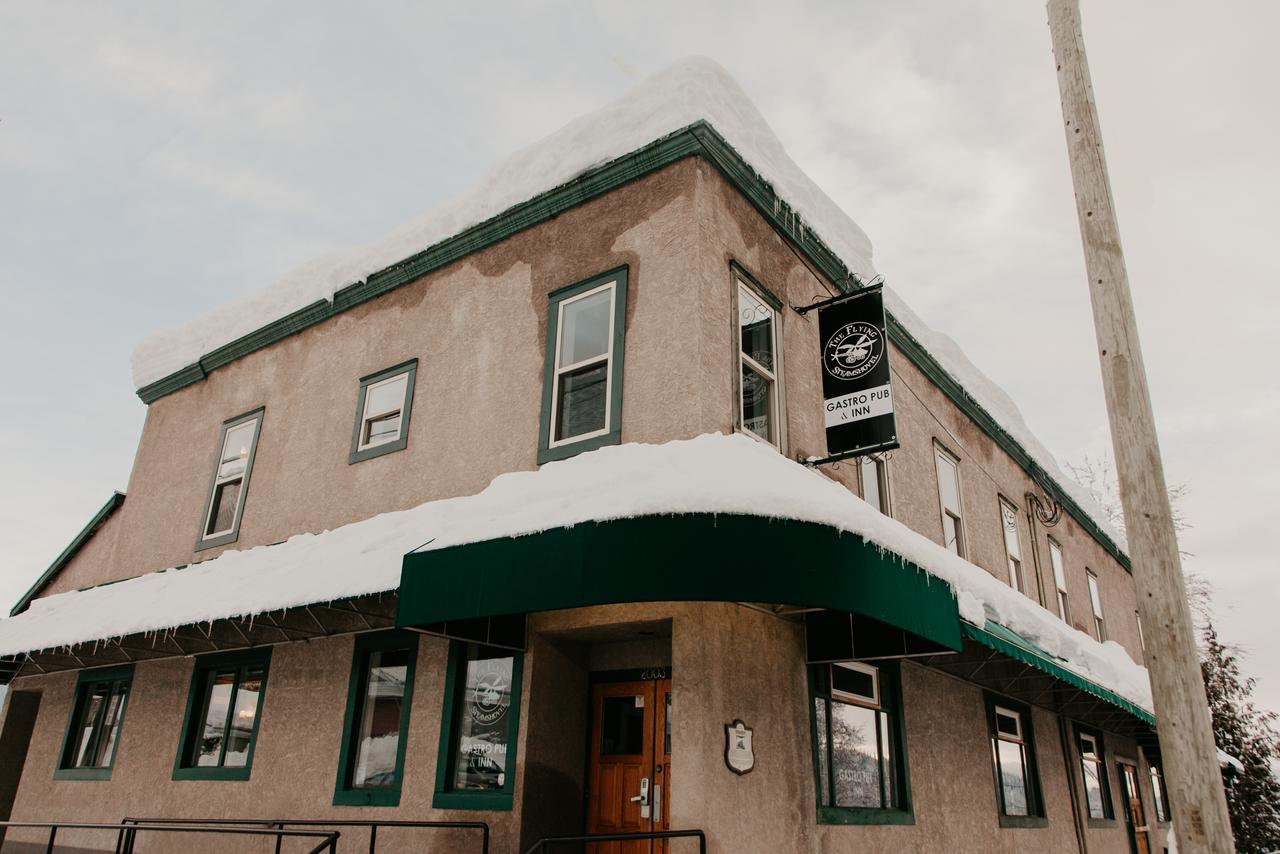 The Flying Steamshovel Inn Rossland Extérieur photo