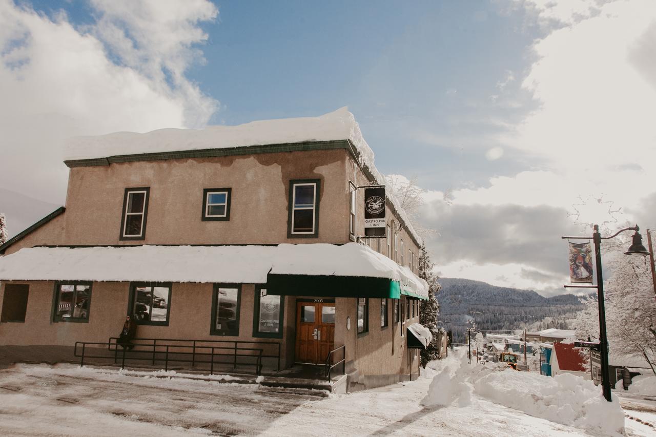 The Flying Steamshovel Inn Rossland Extérieur photo